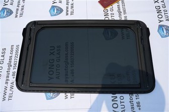 FORD EXPEDITION OEM auto vjetrobransko staklo